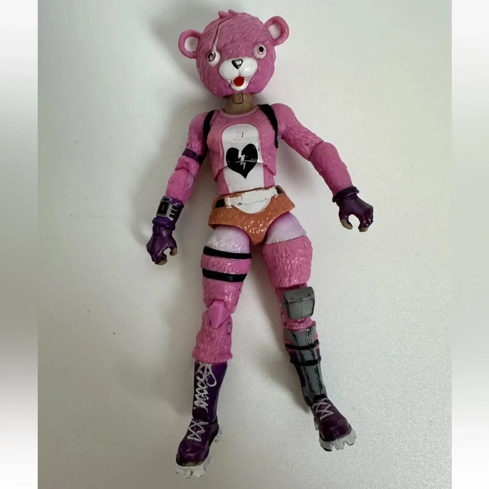 Fornite‎ 4 Inch Action Figures Lot of 3 - Jonesy Cuddle Team Vendetta Epic Games